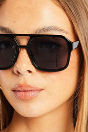 Black Aviator Sunglasses - Àlainn Fashion