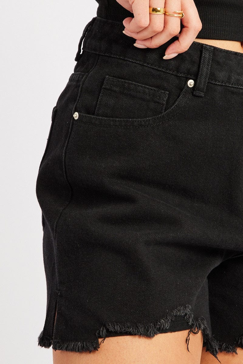 Black Relaxed Denim Short Mid Rise - Àlainn Fashion