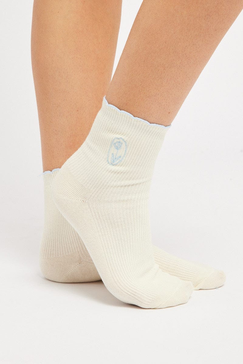 White Floral Embroidery Socks - Àlainn Fashion