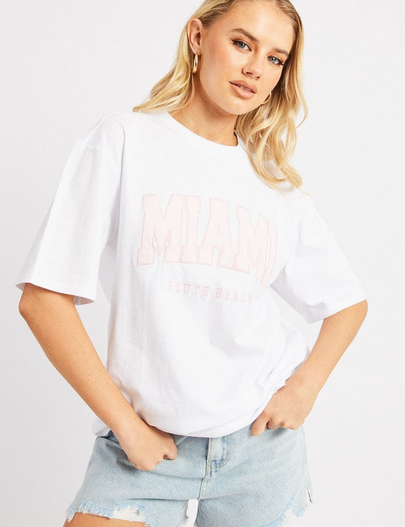 White Graphic Tee Short Sleeve - Àlainn Fashion