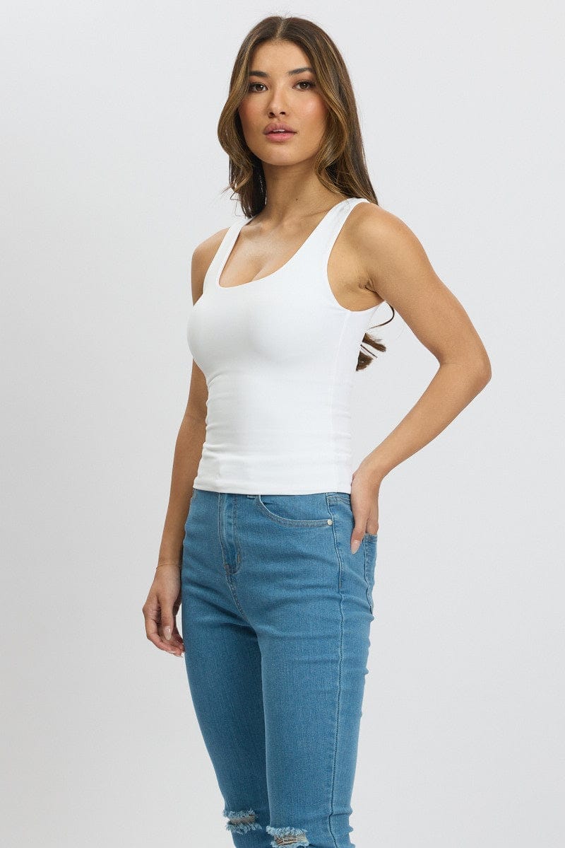 White Supersoft Top U Neck Sleeveless - Àlainn Fashion