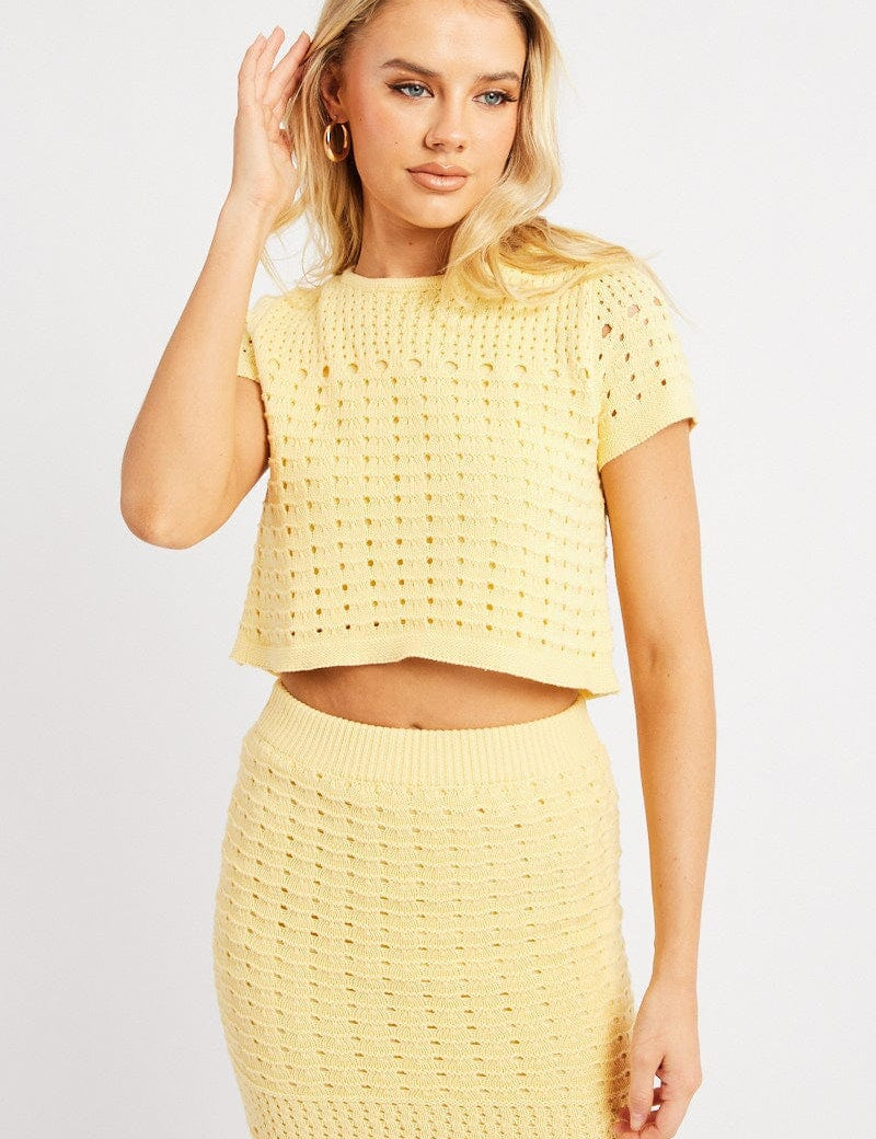 Yellow Knit Top Short Sleeve Crew Neck - Àlainn Fashion