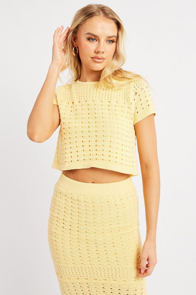 Yellow Knit Top Short Sleeve Crew Neck - Àlainn Fashion