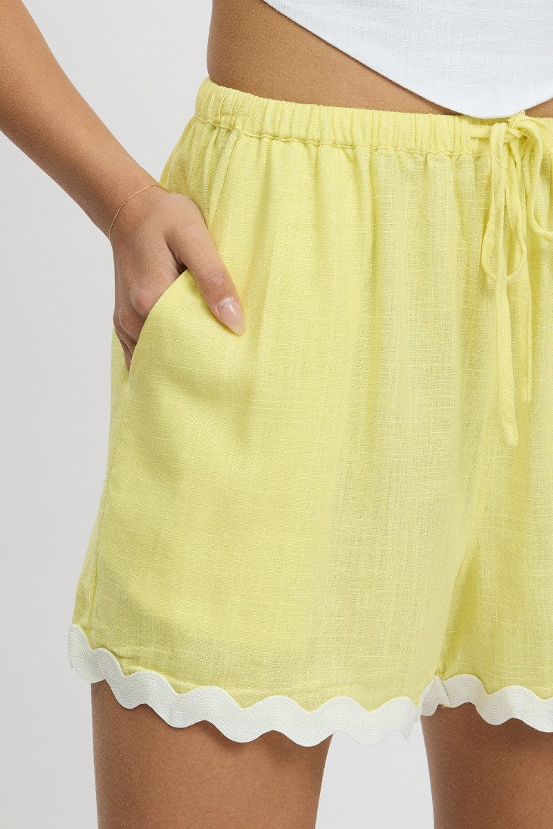 Yellow Shorts Elasticated Waist Ric Rac - Àlainn Fashion